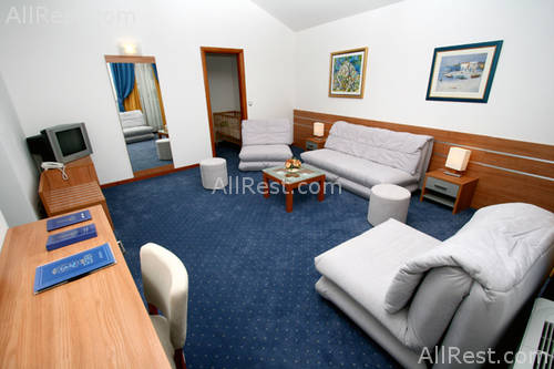 Eden Hotel 9